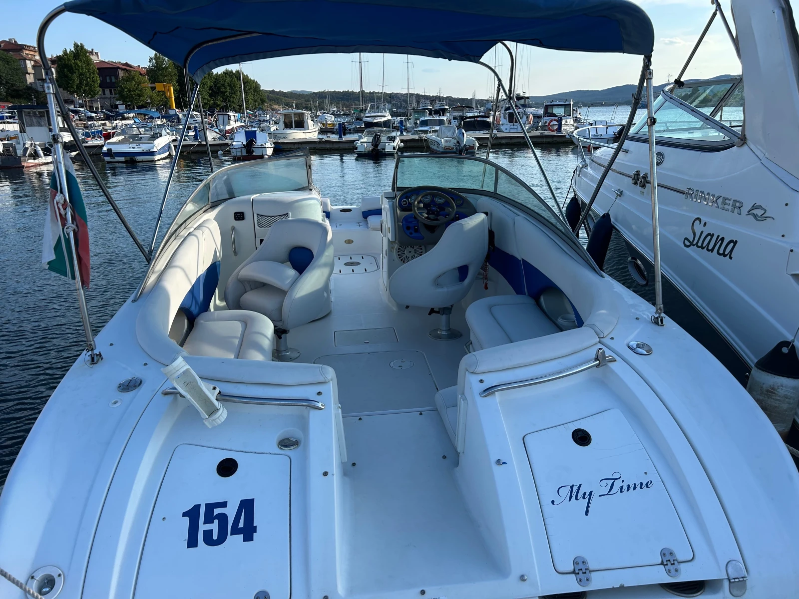 Моторна яхта Four Winns Funship 234, снимка 14 - Воден транспорт - 54379329