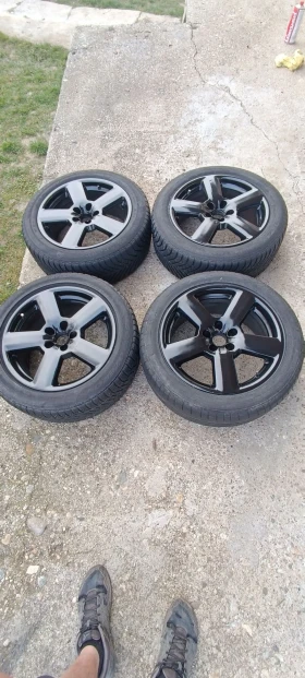 ����� �� �������� �� ���� � ������ 225/45R17 �� Audi A4