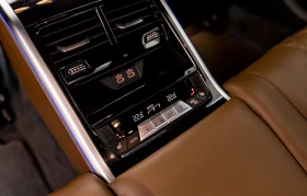 BMW M8 Competition xDrive, снимка 12