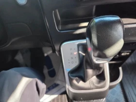 Hyundai Staria  5-Seater Modern, снимка 6