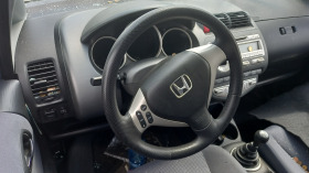 Honda Jazz 1.4i, снимка 3 - Автомобили и джипове - 40507149