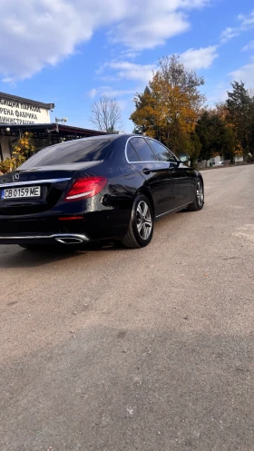 Mercedes-Benz E 220 Колата е напълно отслужена.Може и бартер., снимка 10