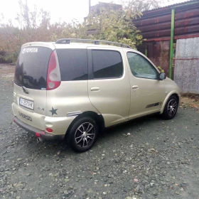 Toyota Yaris verso, снимка 1