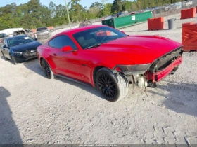 ������ Ford Mustang
