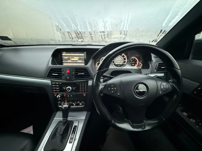 Mercedes-Benz E 350 Amg Paket, снимка 14 - Автомобили и джипове - 52713403