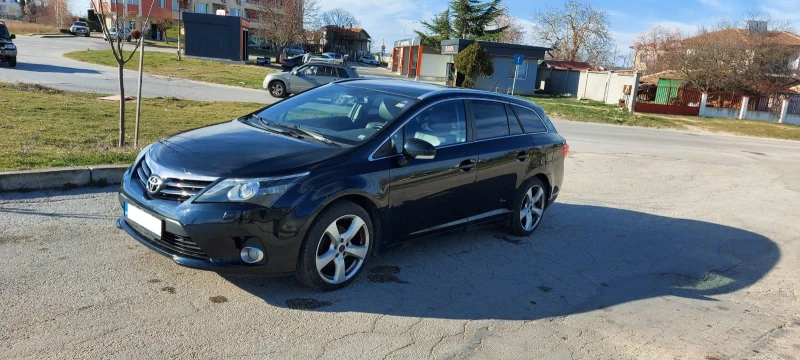 Toyota Avensis, снимка 1 - Автомобили и джипове - 48410318