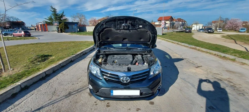 Toyota Avensis, снимка 7 - Автомобили и джипове - 48410318