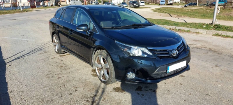 Toyota Avensis, снимка 3 - Автомобили и джипове - 48410318