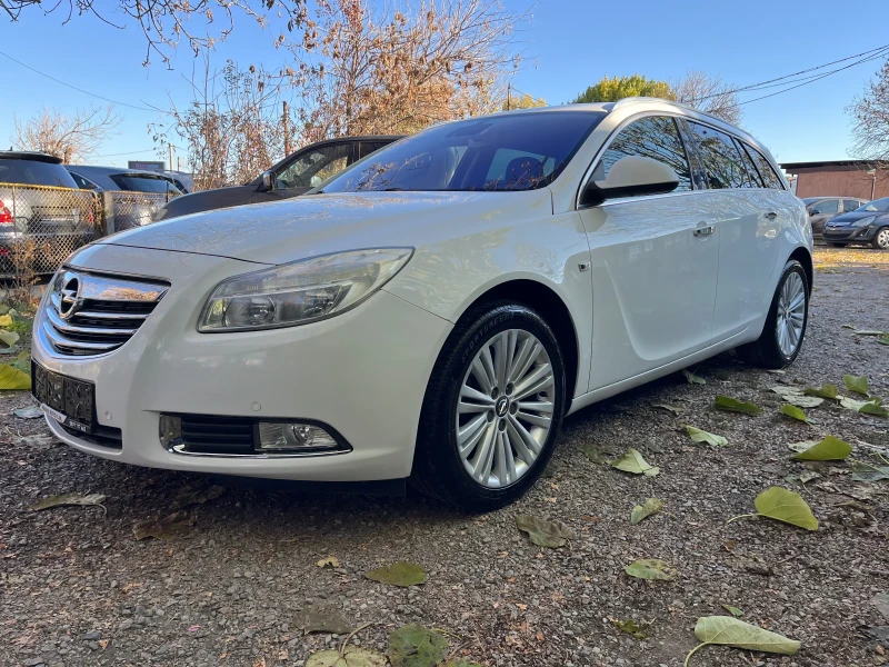 Opel Insignia, снимка 1 - Автомобили и джипове - 47948896