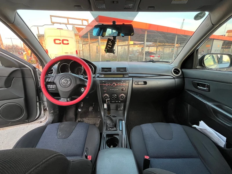 Mazda 3, снимка 10 - Автомобили и джипове - 48867799