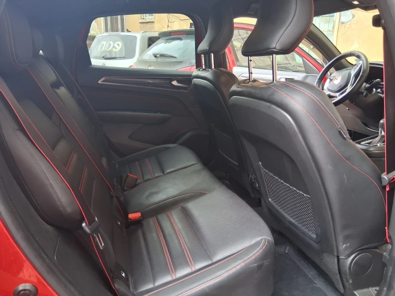 Renault Arkana, снимка 5 - Автомобили и джипове - 53439535