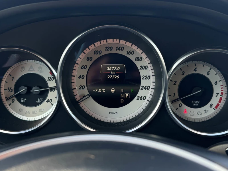 Mercedes-Benz CLS 500 4MATIC * АвтоКредит* (ЦЕНА ДО БГ), снимка 14 - Автомобили и джипове - 53446224