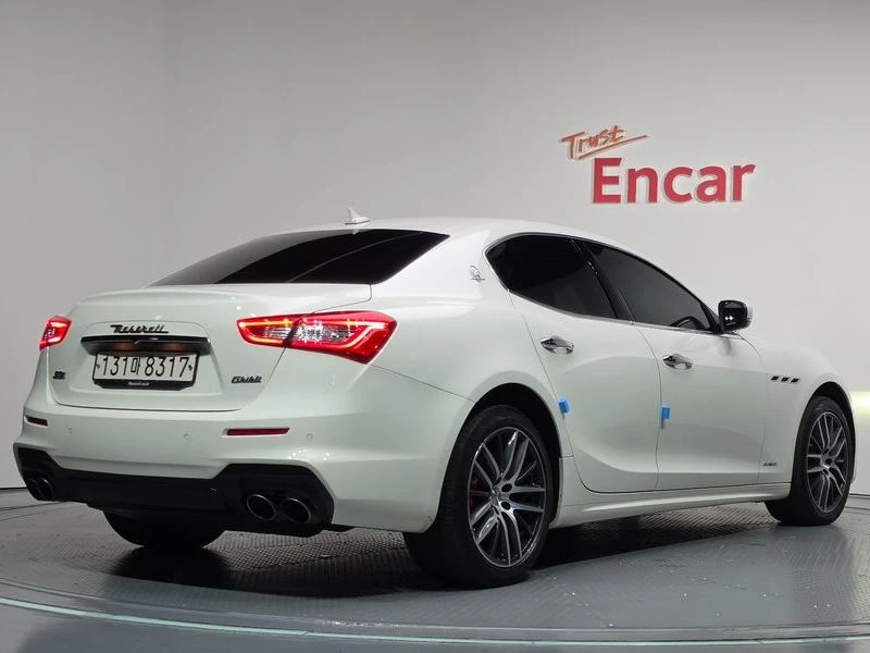 Maserati Ghibli 3.0 Automatic КРАЙНА ЦЕНА: 24182 EUR !!!РЕАЛНА КРА, снимка 2 - Автомобили и джипове - 55968556