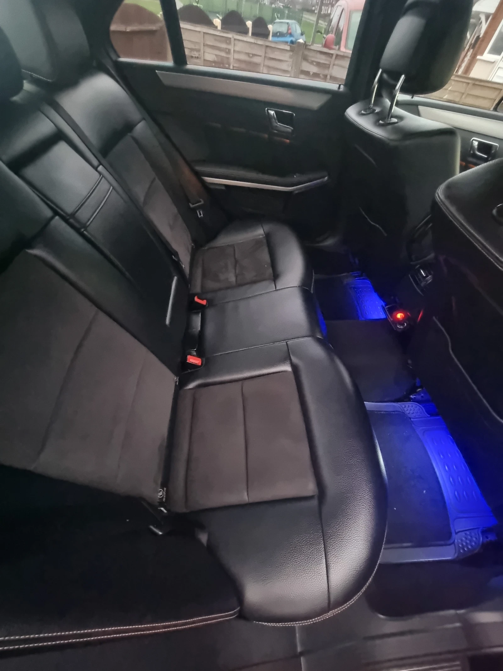 Mercedes-Benz E 350 Обслужена ТОП  - изображение 8