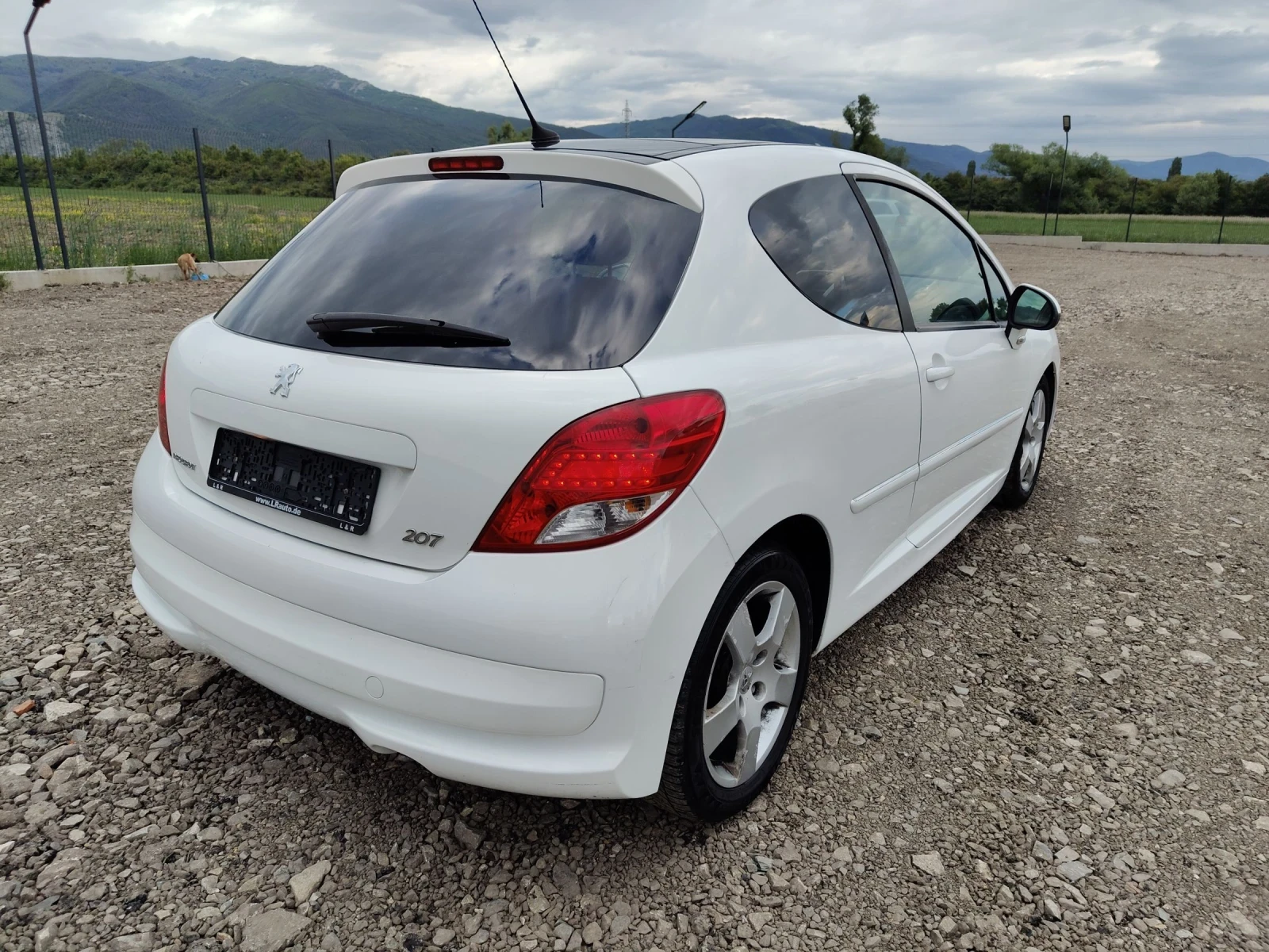 Peugeot 207 207 facelift sport 1.6i - изображение 8