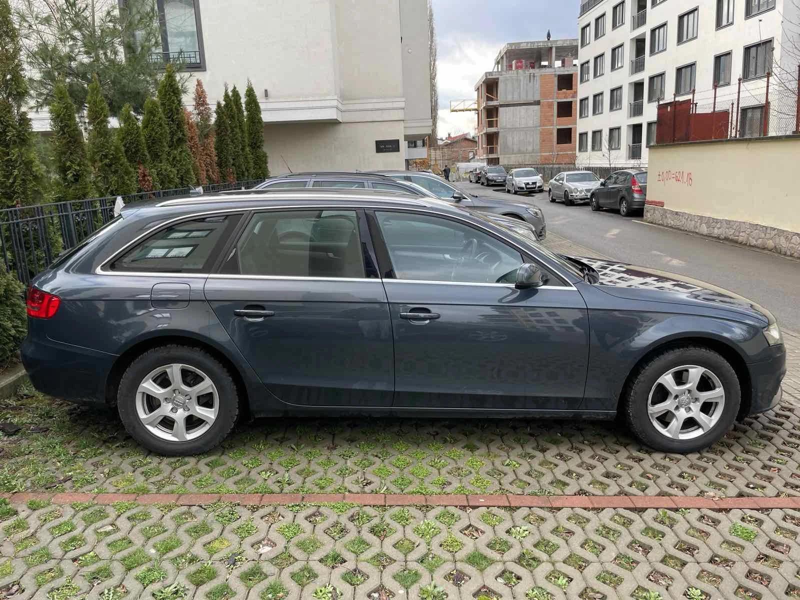 Audi A4 S8 Auto - изображение 4