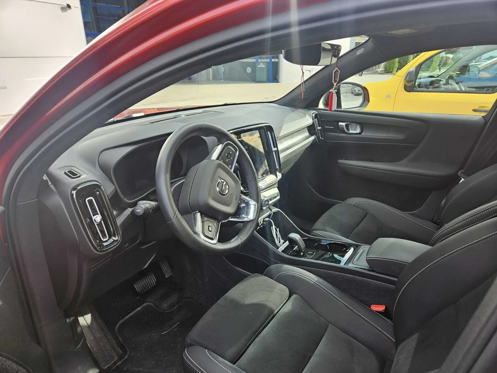 Volvo C40 ULTIMATE | Mobile.bg — изображение 4