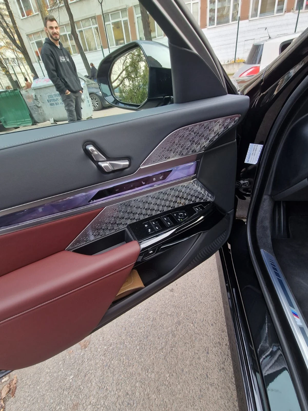 BMW 740 M, iconic glow, Bower& Wilkinson diamond  | Mobile.bg � ����������� 13