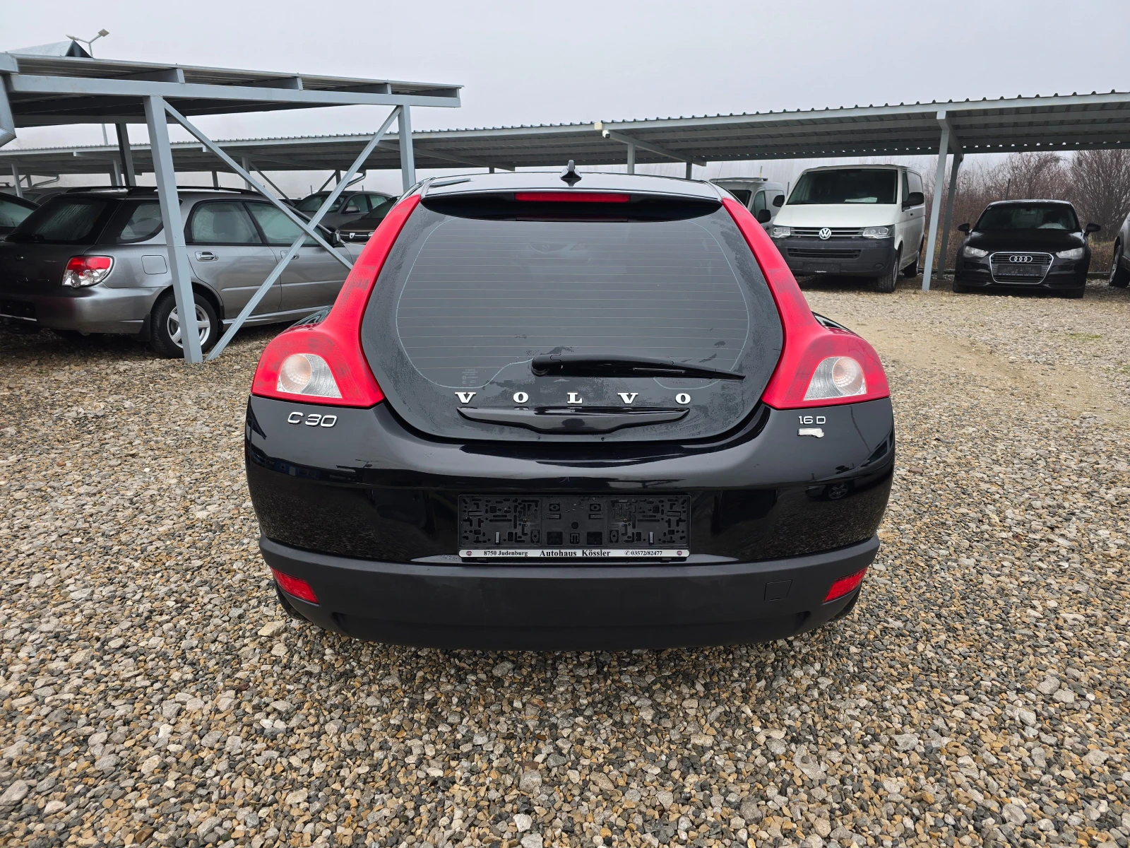 Volvo C30 1.6D РЕАЛНИ КИЛОМЕТРИ - изображение 4