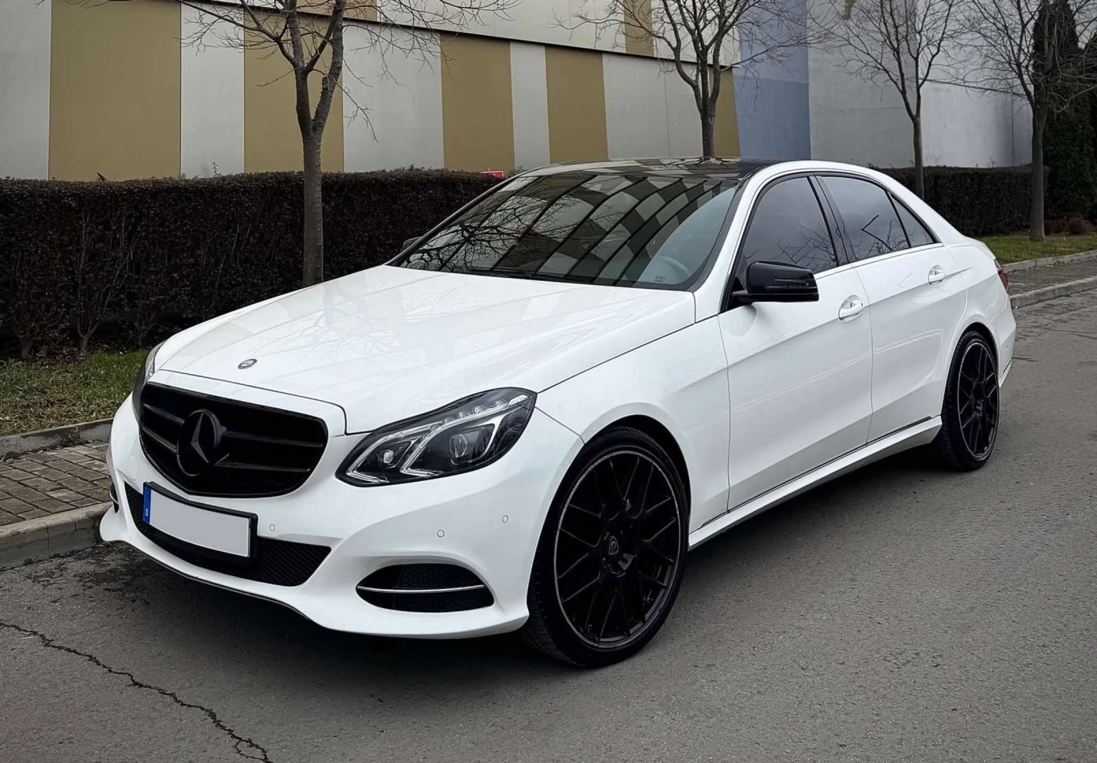 Mercedes-Benz E 220 7-G 2.2 170�.�. Full Led 260���.��  | Mobile.bg � ����������� 1