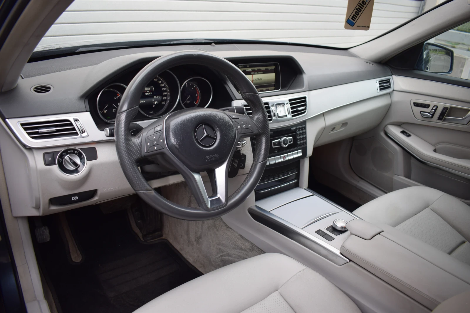 Mercedes-Benz E 250 РЕАЛНИ КМ! LED/NAVI, снимка 13 - Автомобили и джипове - 53773788