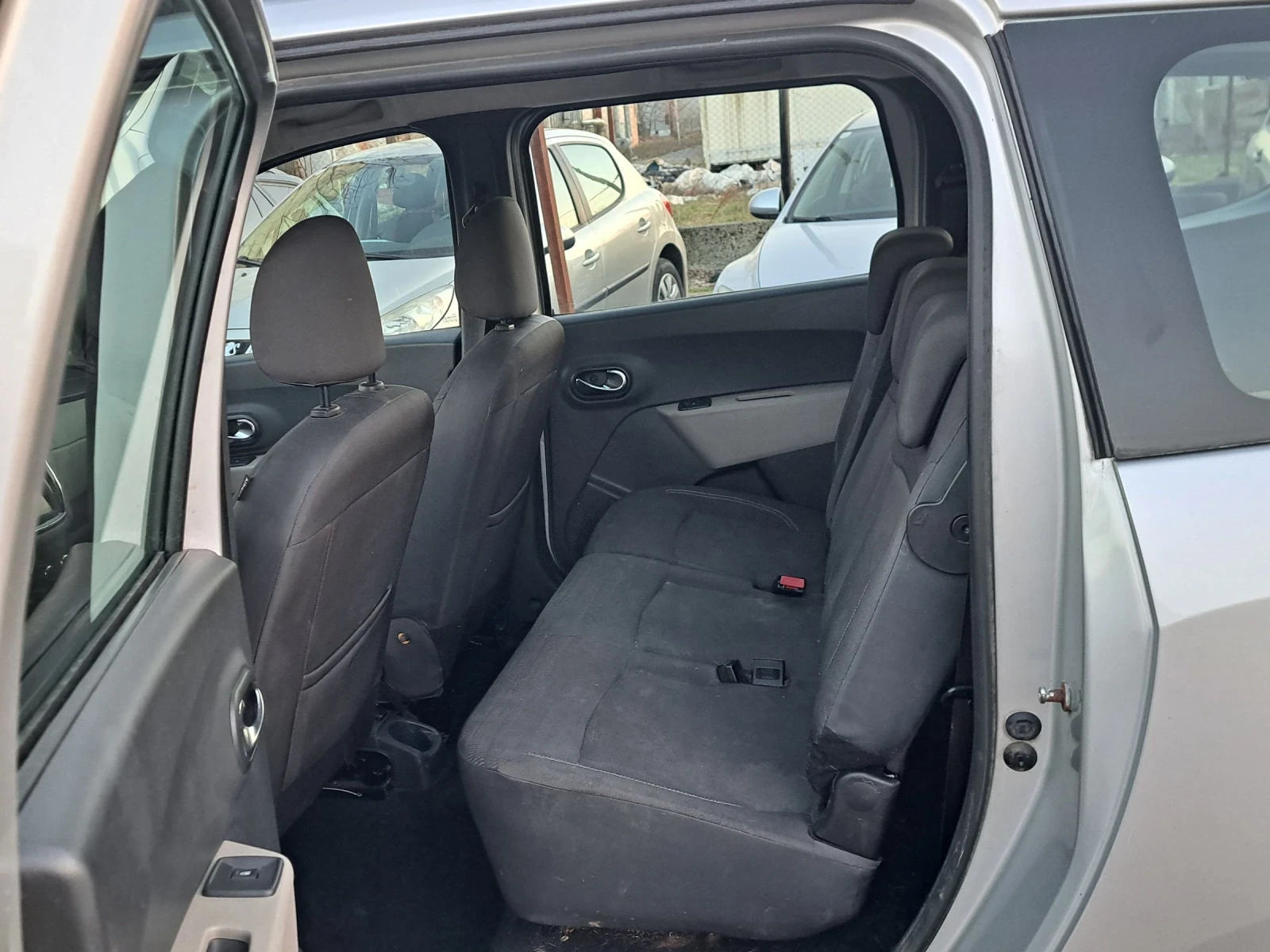 Dacia Lodgy 1, 6.������ | Mobile.bg � ����������� 13