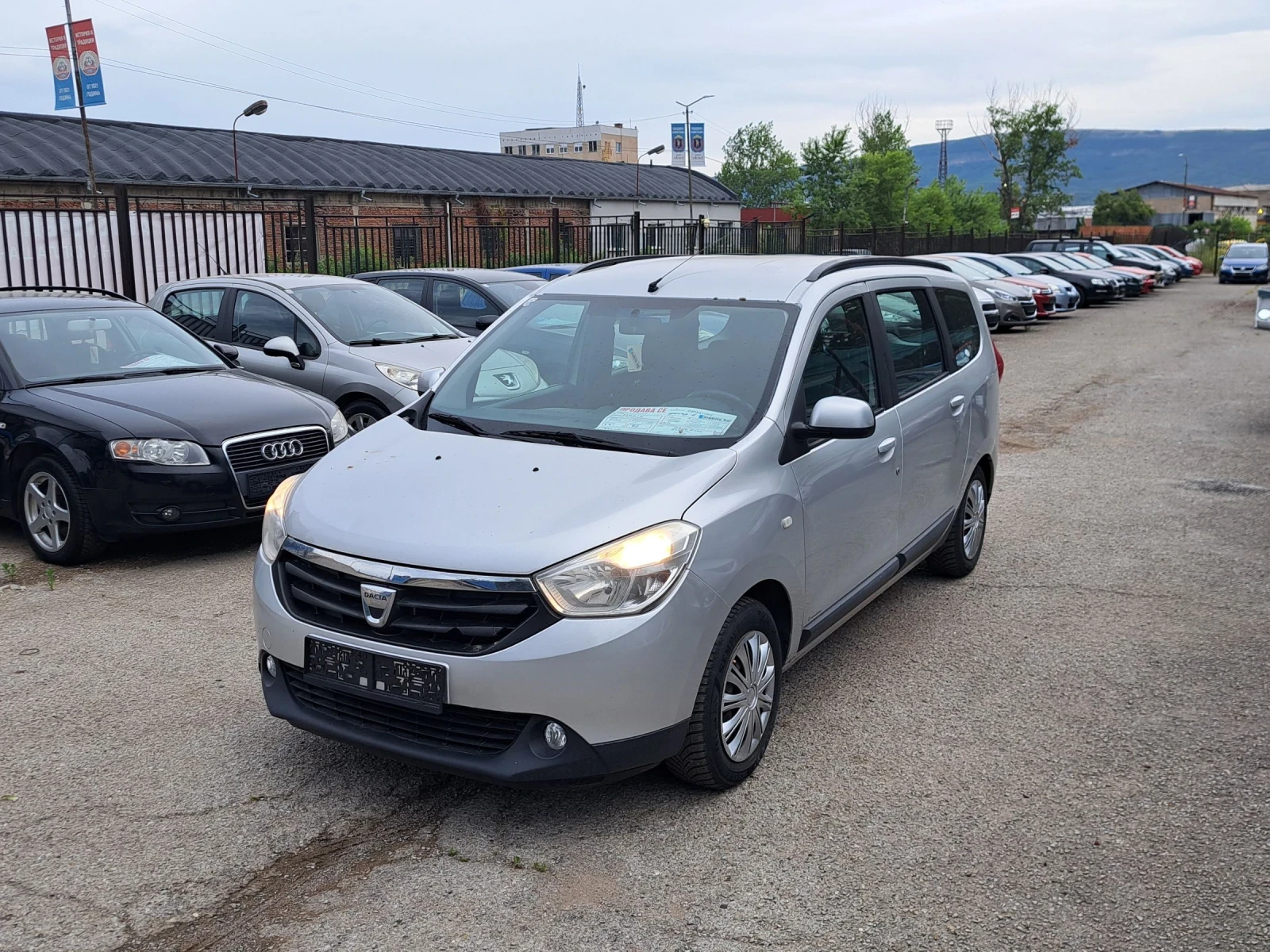 Dacia Lodgy 1, 6.������ | Mobile.bg � ����������� 2