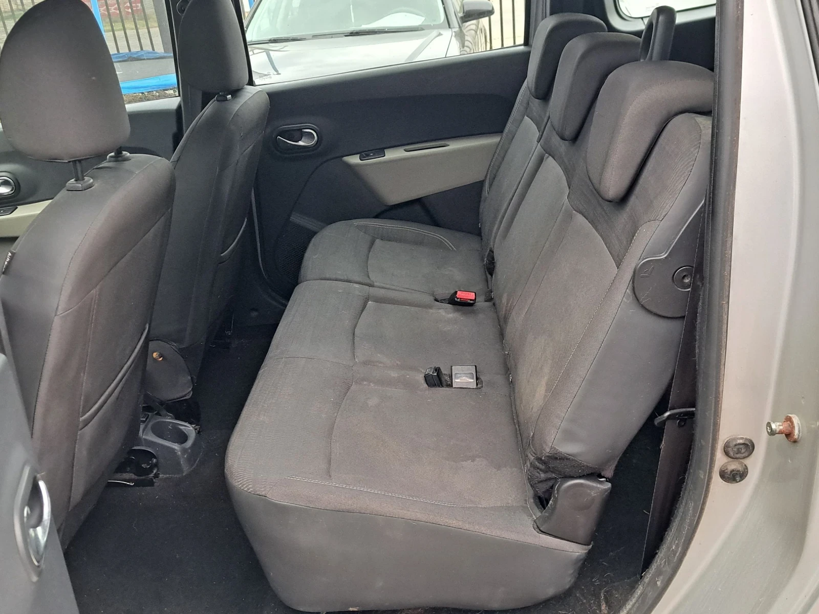 Dacia Lodgy 1, 6.������ | Mobile.bg � ����������� 13