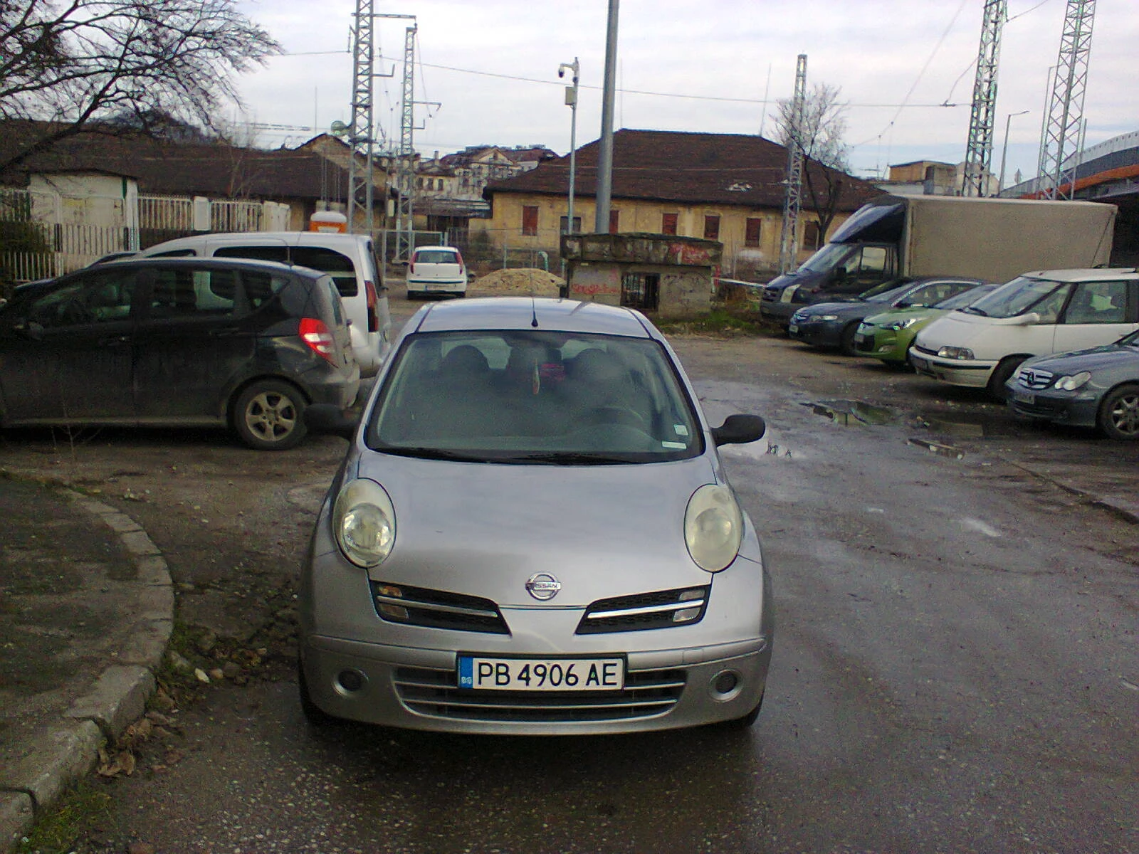 Nissan Micra 1.3 i, снимка 16 - Автомобили и джипове - 53948595