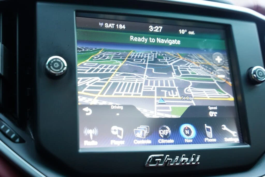 Maserati Ghibli AвтоКредит* (ЦЕНА ДО БГ), снимка 16 - Автомобили и джипове - 53984394