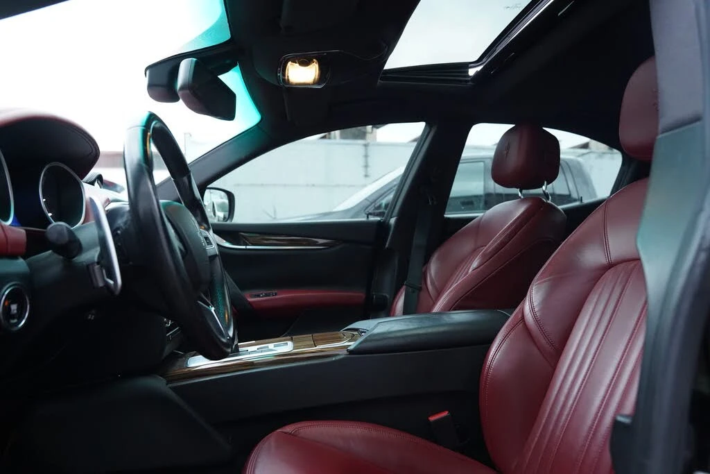 Maserati Ghibli AвтоКредит* (ЦЕНА ДО БГ), снимка 8 - Автомобили и джипове - 53984394