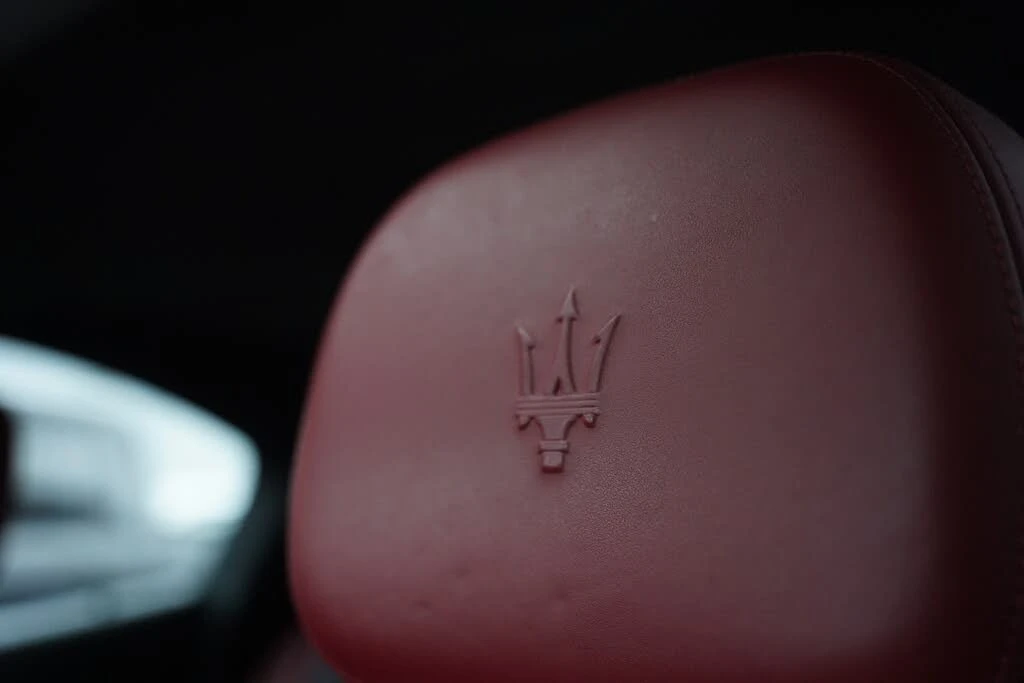 Maserati Ghibli AвтоКредит* (ЦЕНА ДО БГ), снимка 9 - Автомобили и джипове - 53984394