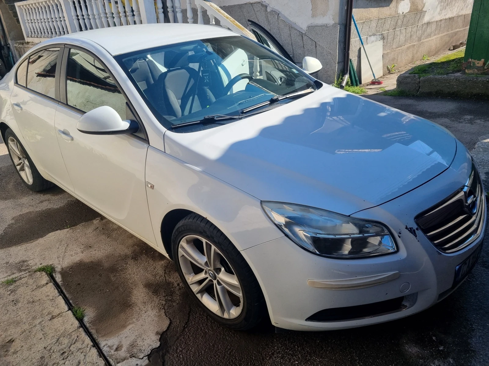 Opel Insignia 2000cdti, снимка 2 - Автомобили и джипове - 54428859