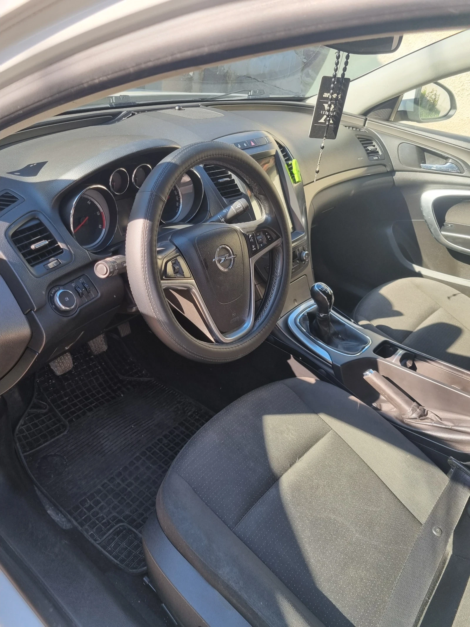Opel Insignia 2000cdti, снимка 10 - Автомобили и джипове - 54428859