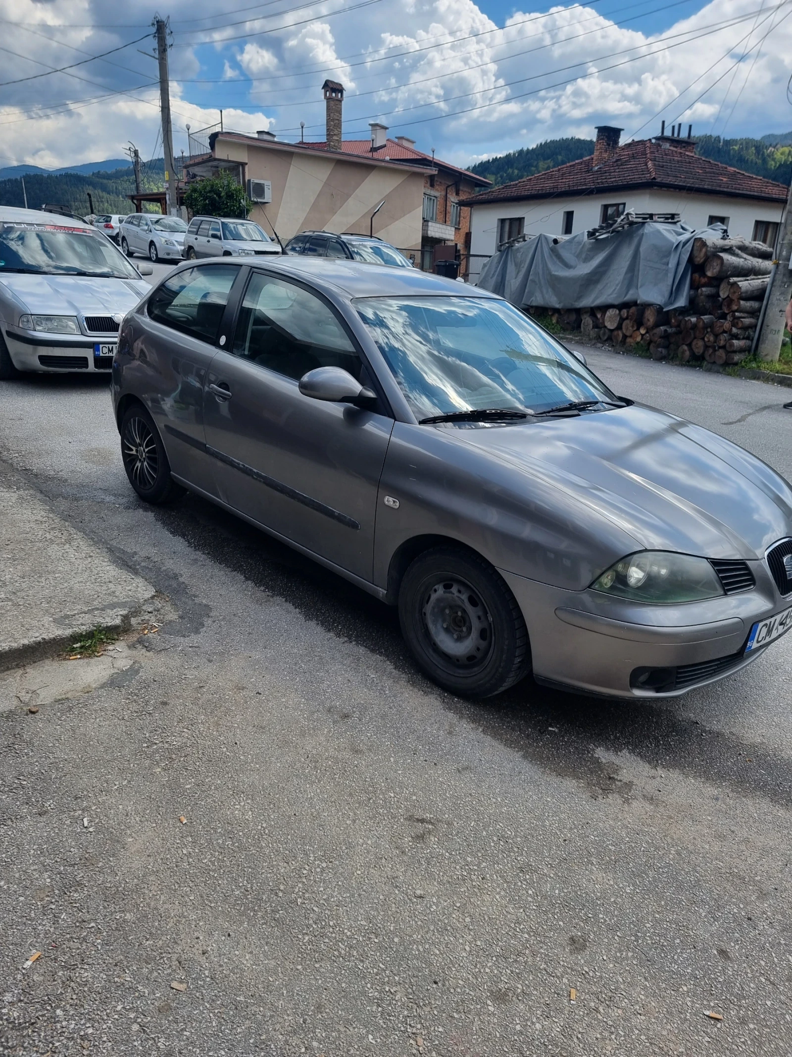 Seat Ibiza, снимка 3 - Автомобили и джипове - 54445354