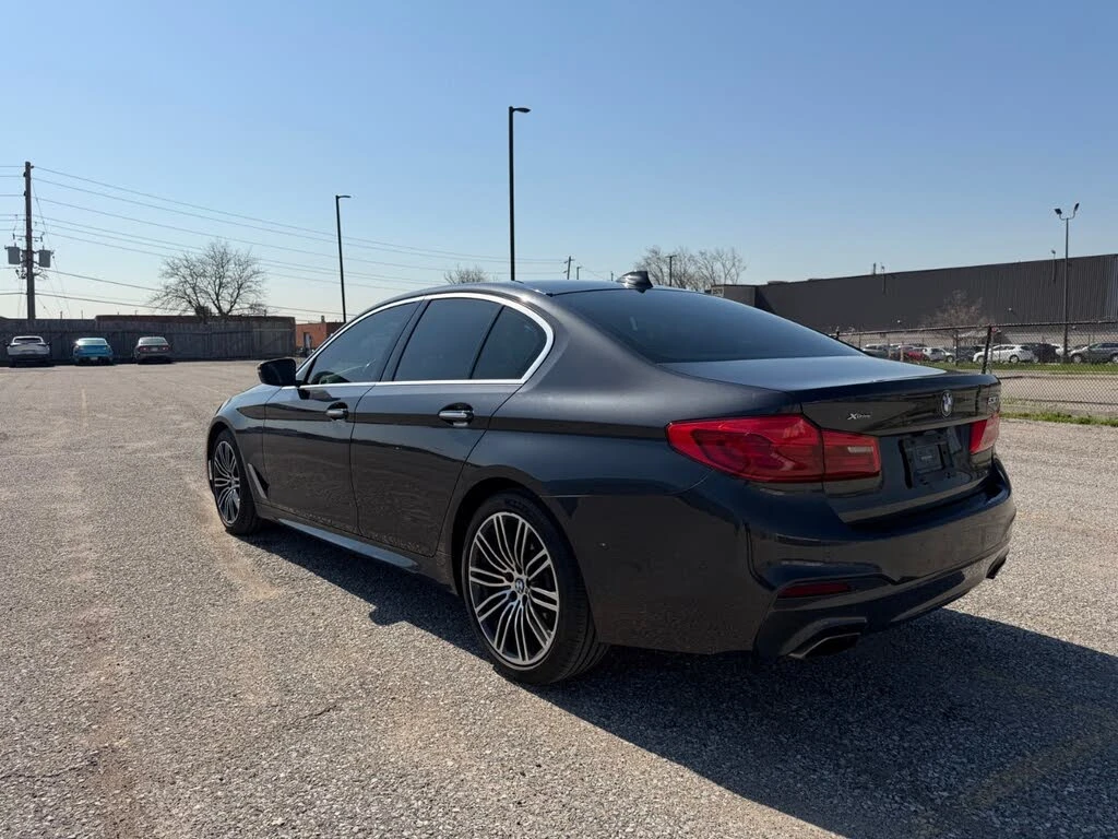 BMW 530 !XDRIVE! !!ПЪЛНО ОБОРУДBАНЕ!!, снимка 4 - Автомобили и джипове - 54882853