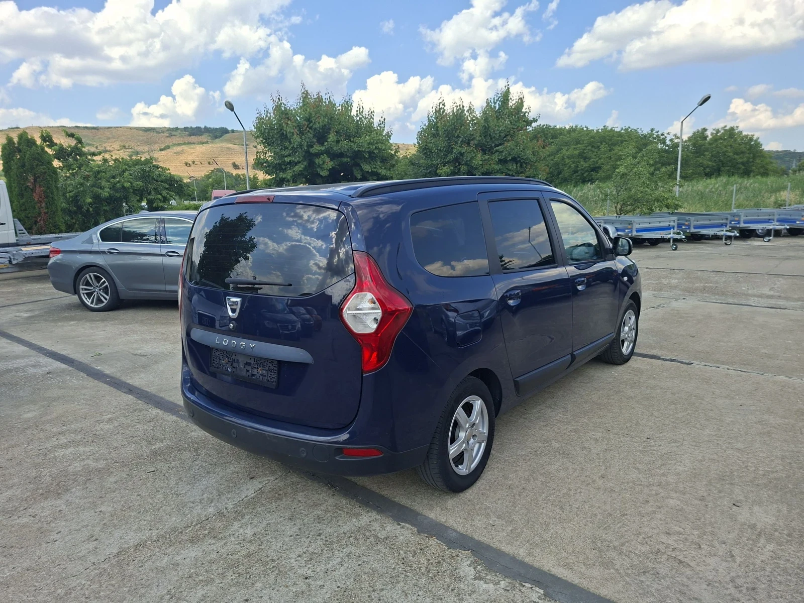 Dacia Lodgy 1.2Tce  НАВИГАЦИЯ, ПАРКТРОНИК, снимка 6 - Автомобили и джипове - 55002090