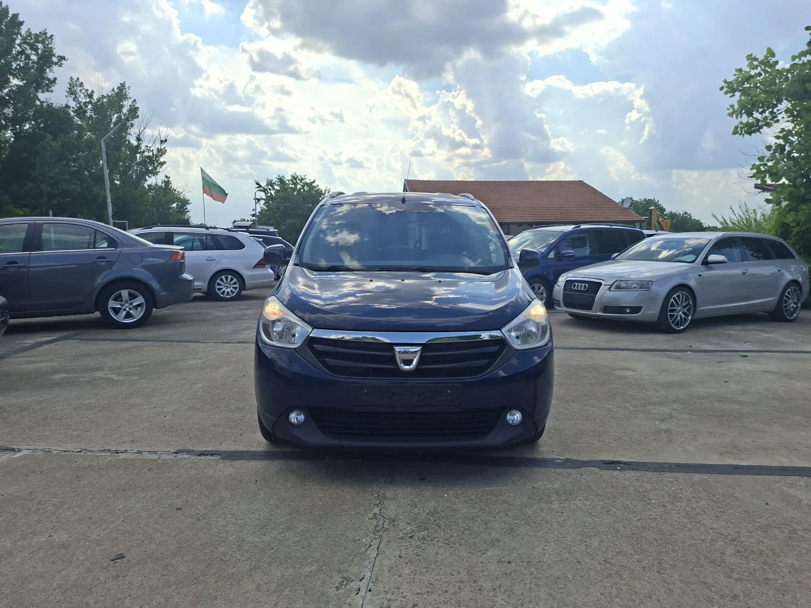 Dacia Lodgy 1.2Tce  НАВИГАЦИЯ, ПАРКТРОНИК