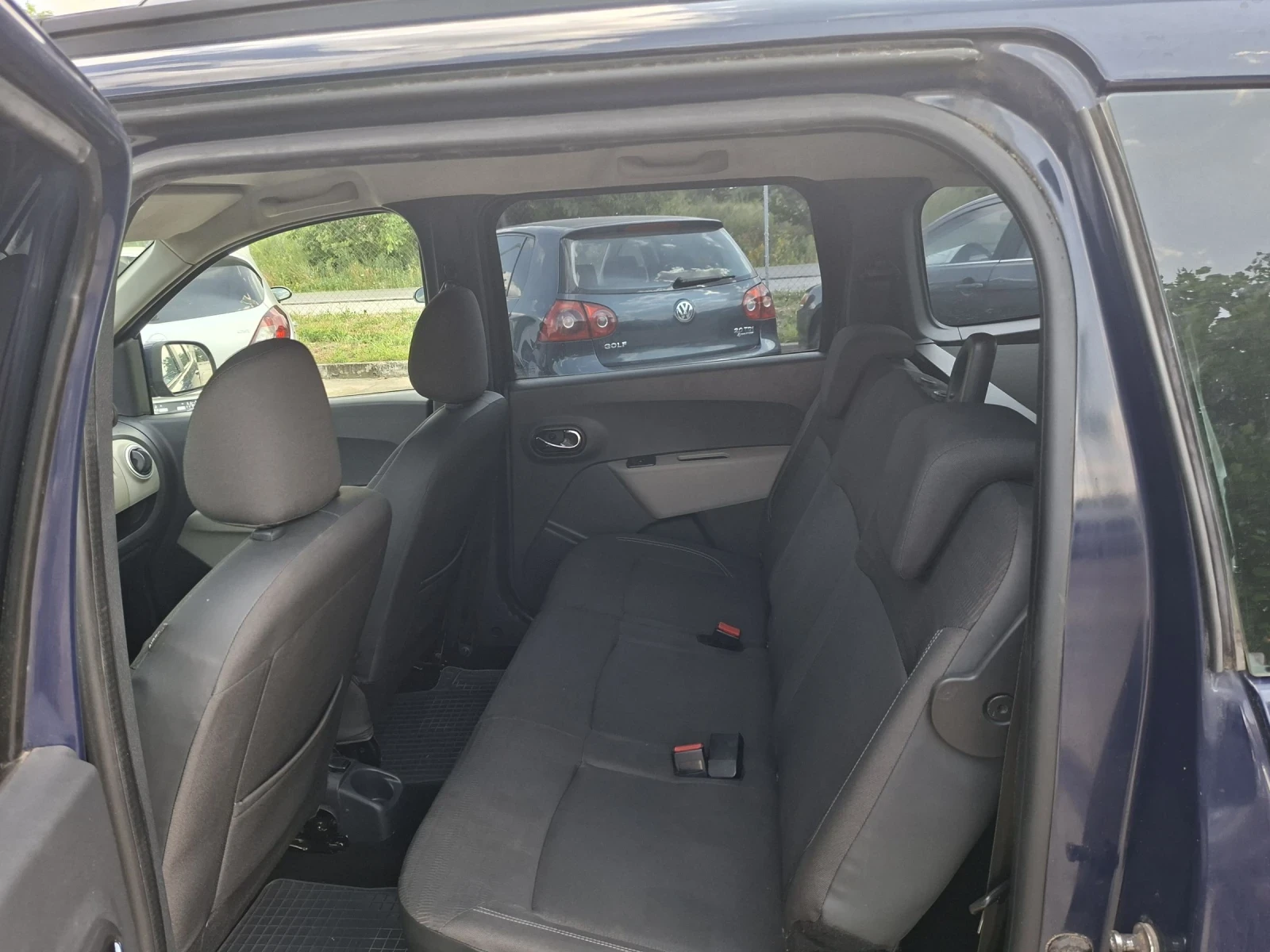 Dacia Lodgy 1.2Tce  НАВИГАЦИЯ, ПАРКТРОНИК, снимка 12 - Автомобили и джипове - 55002090