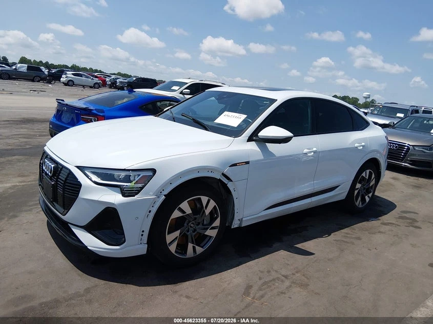 Audi E-Tron Sportback Premium S Line Quattro, снимка 2 - Автомобили и джипове - 55533392
