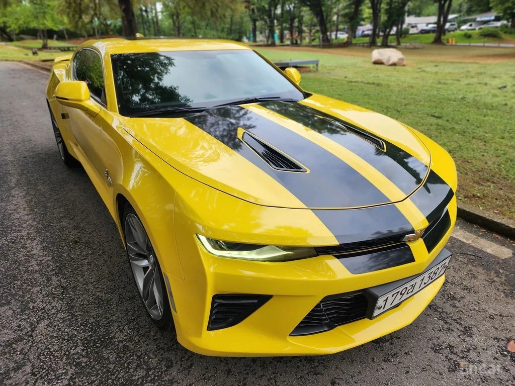 Chevrolet Camaro 6.2 SS V8* BOSE* ХЕДЪП* ПОДГРЕВ* ОБДУХВАНЕ* КАМЕРА, снимка 2 - Автомобили и джипове - 55963845