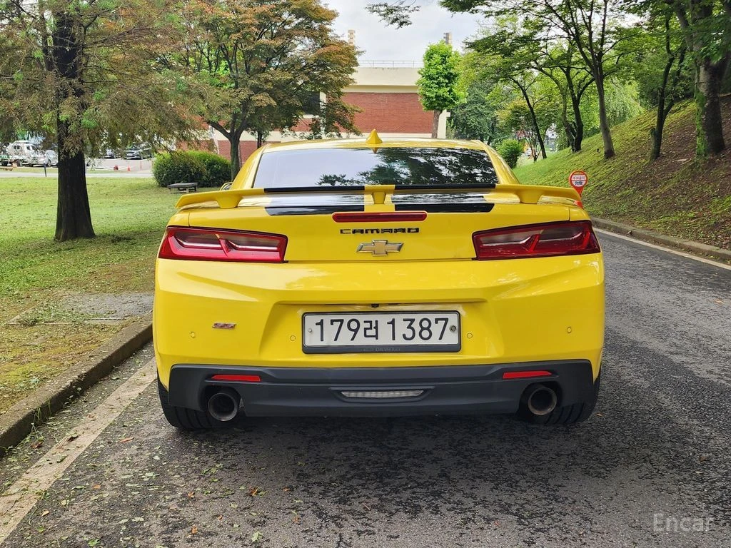 Chevrolet Camaro 6.2 SS V8* BOSE* ХЕДЪП* ПОДГРЕВ* ОБДУХВАНЕ* КАМЕРА, снимка 6 - Автомобили и джипове - 55963845