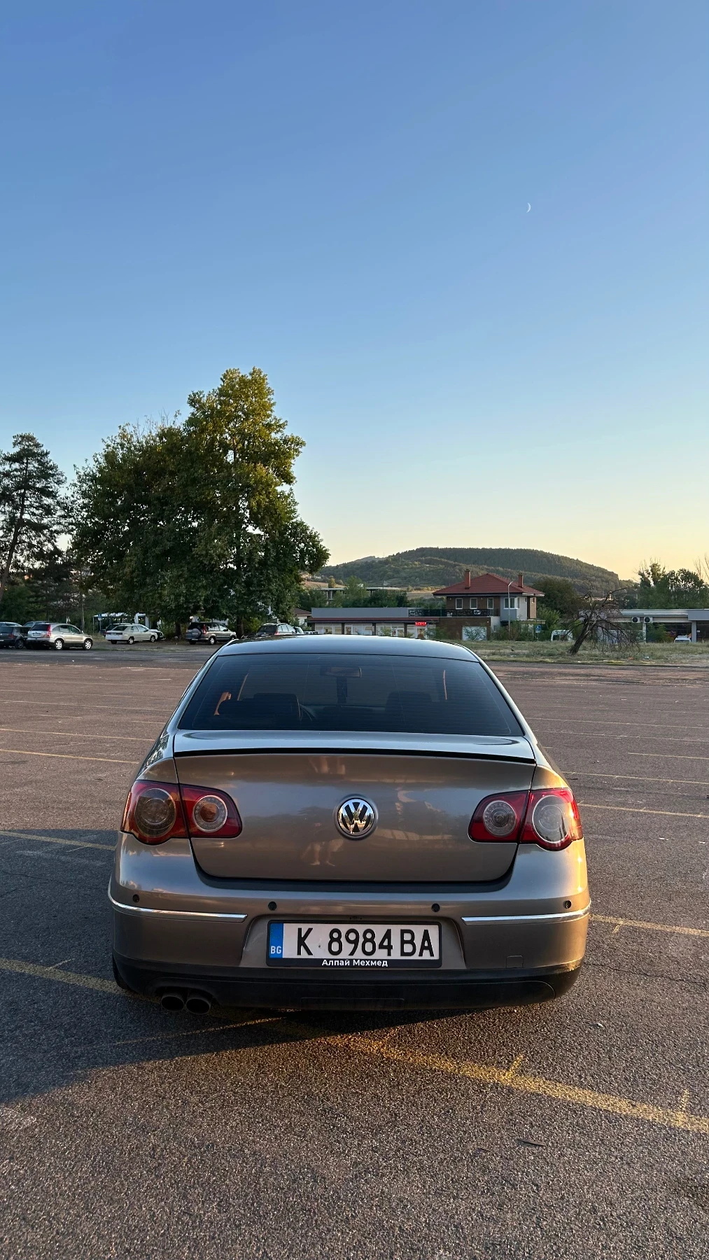 VW Passat, снимка 4 - Автомобили и джипове - 56121772