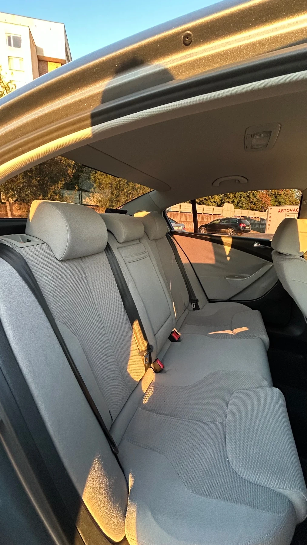 VW Passat, снимка 6 - Автомобили и джипове - 56121772