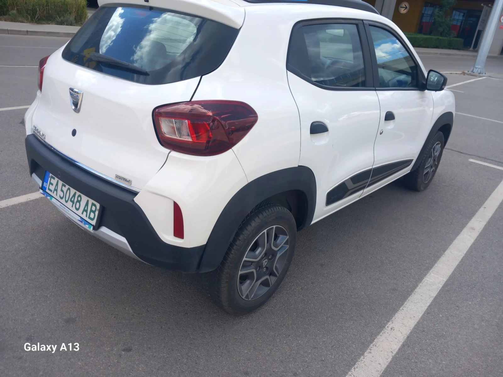 Dacia Spring, снимка 3 - Автомобили и джипове - 56225925