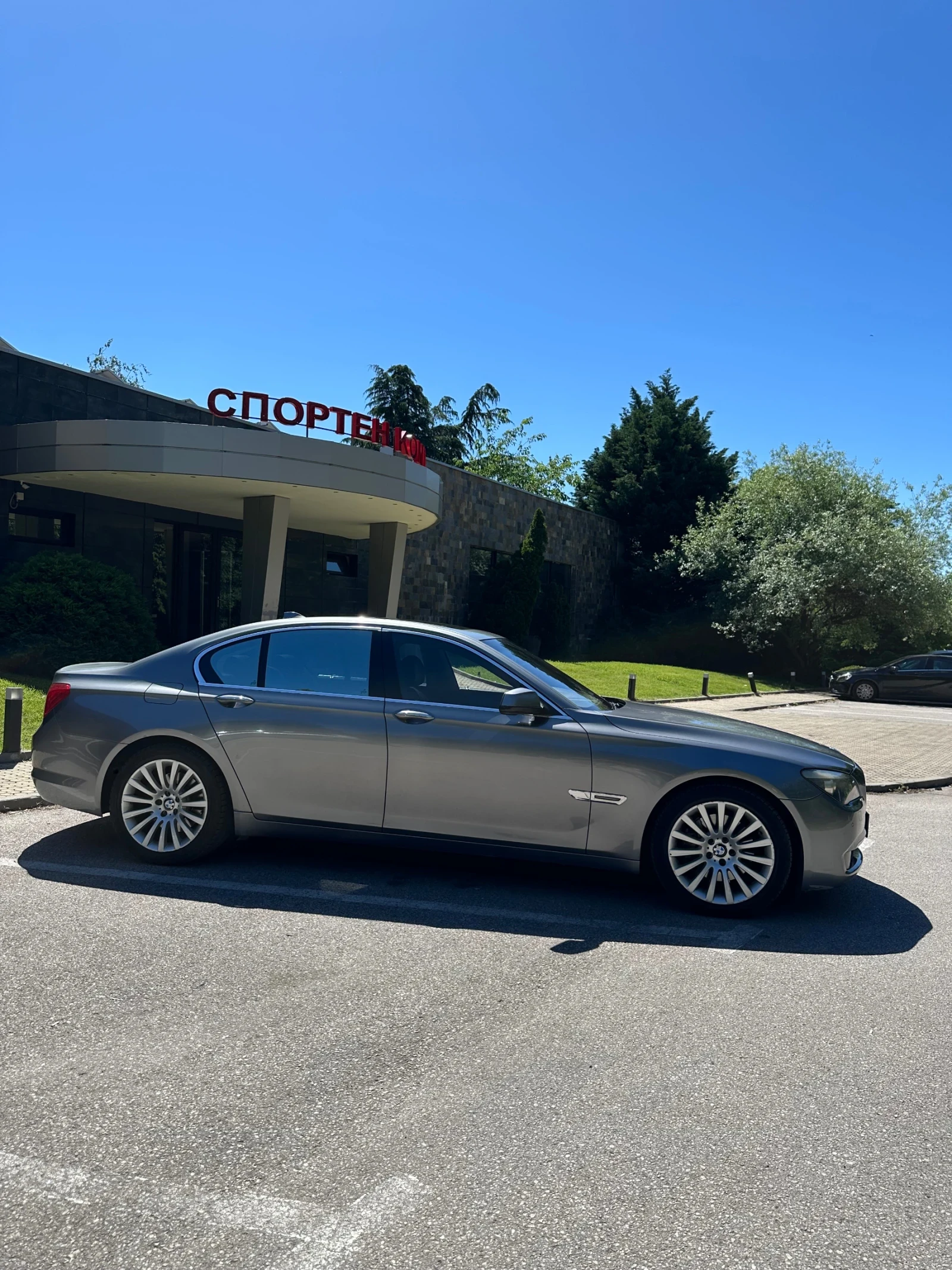 BMW 730, снимка 4 - Автомобили и джипове - 56326749