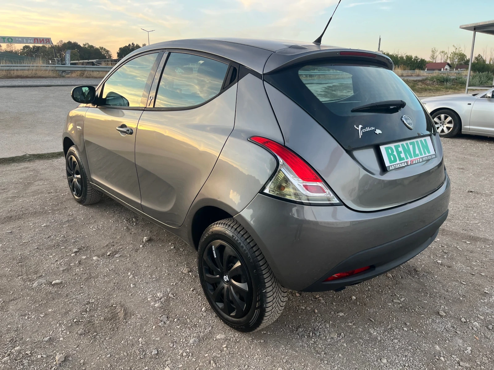 Lancia Ypsilon 0.9i-METAN-ITALIA | Mobile.bg � ����������� 11