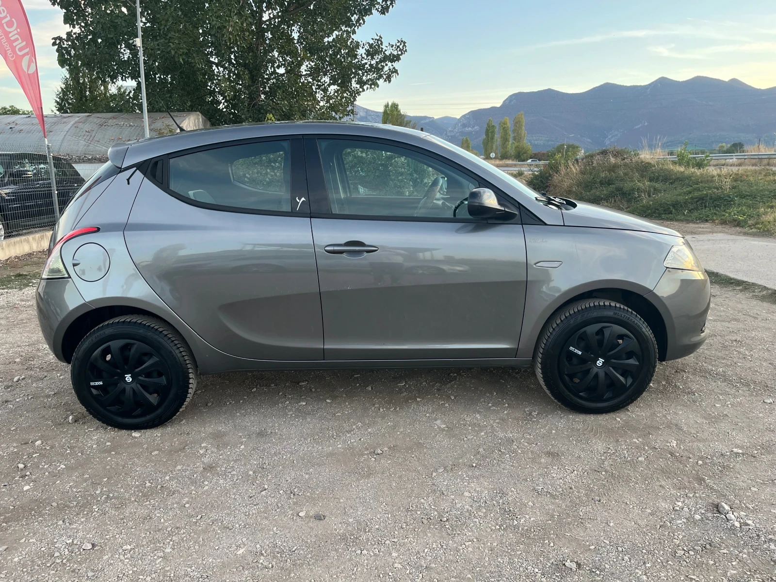 Lancia Ypsilon 0.9i-METAN-ITALIA | Mobile.bg � ����������� 4