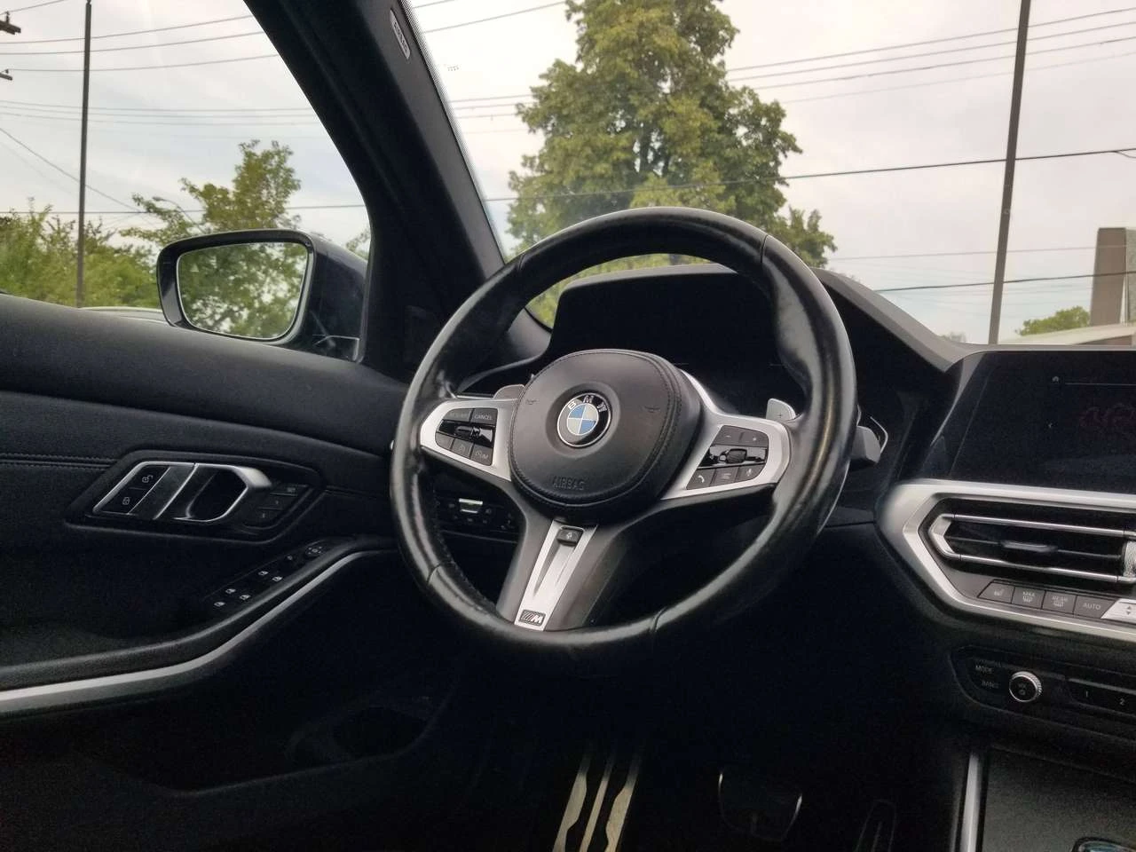 BMW 330 M-SPORT| NAV| CAMERA/SENSORS| WIRE-LESS CHARGER| L | Mobile.bg � ����������� 8