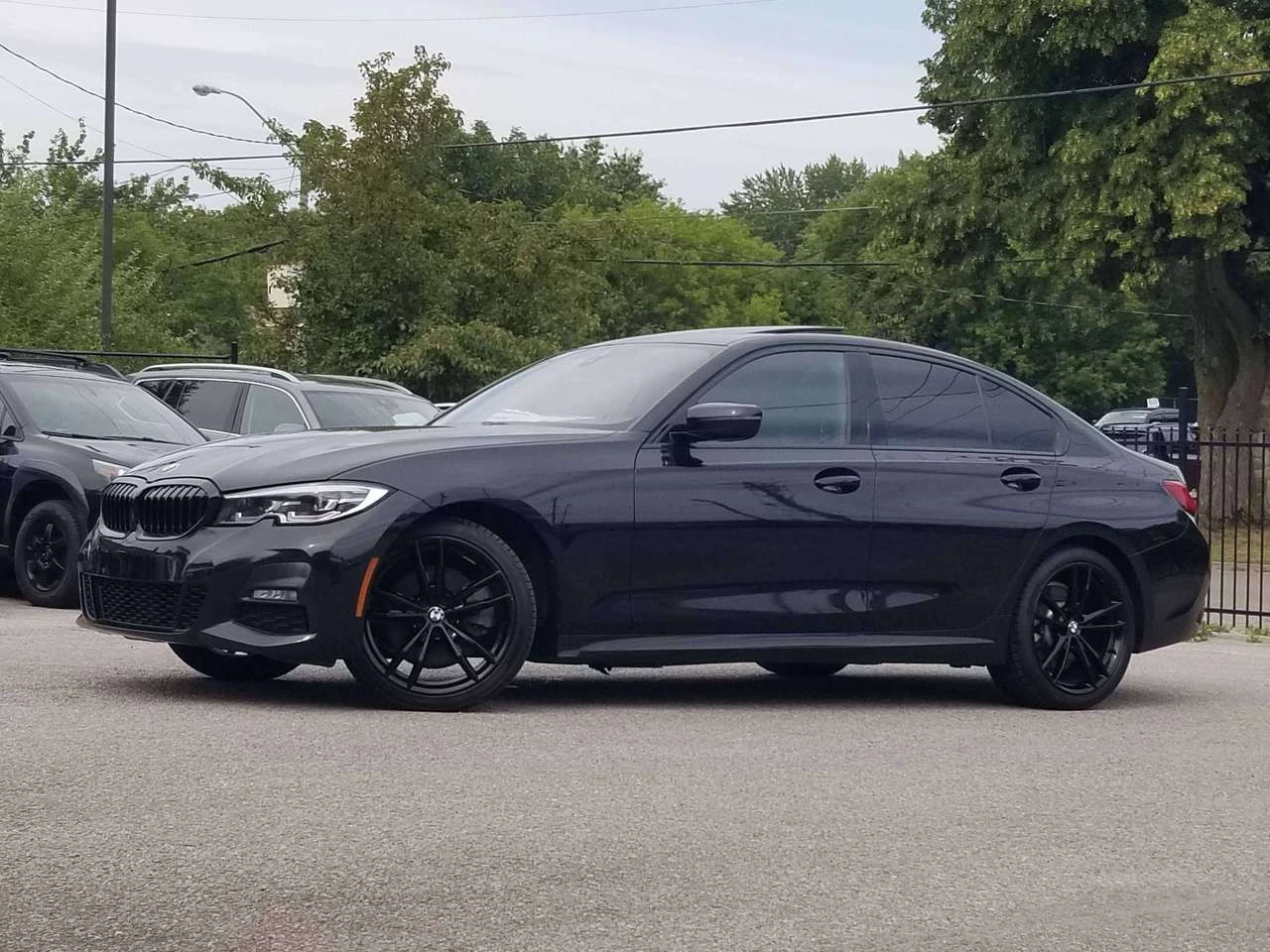 BMW 330 M-SPORT| NAV| CAMERA/SENSORS| WIRE-LESS CHARGER| L